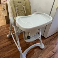 تخت کودک دخترانه در حدو صندلی غذاخوری کودک صورتی