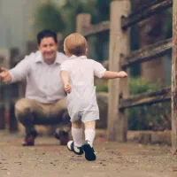 نیازمند پرستار خانم کودک