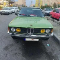 بی ام و ۳۲۰