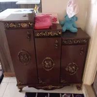 اینه کنسول. و. جاکفشی