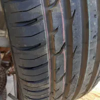 لاستیک ماشین در حد نو