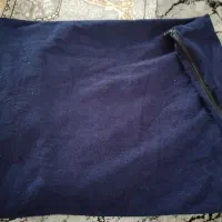 روبالشتی و پرده سرمه ای