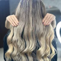 سالن زیبایی با تمامی خدمات