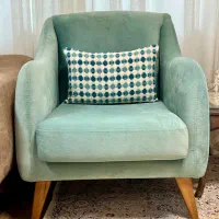 مبل راحتی در حد نو