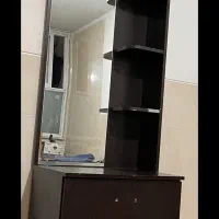 میز آرایشی چوبی با اینه