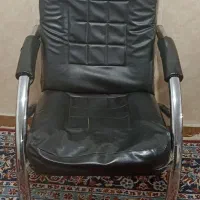 صندلی و میز شیشه ای
