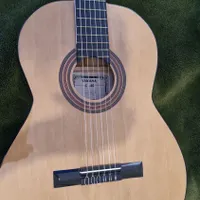 yamaha c40