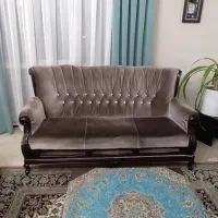 مبلمان با میز وسط و جلو مبلی