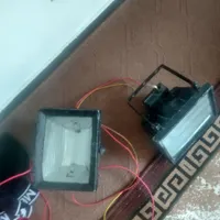 پروژکتور و لامپ