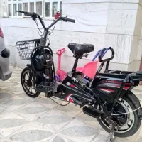 اسکوتر برقی وسه چرخه