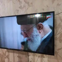 تلویزیون ۴۲ اینچ