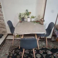 میز غذاخوری