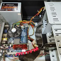 ۲ دستگاه کیس آماده ddr3 با رم ۸ هارد ۳۲۰ گرافیک ۱|رایانه رومیزی|نوشهر, |دیوار