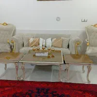 مبل کلاسیک همراه با 3عددمیز