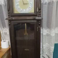 ساعت ایستاده چوبی
