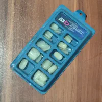ناخن‌ مصنوعی کاملا سالم و نو