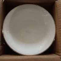نعلبکی‌ نو  ورق بزنید عکس ها متفاوت
