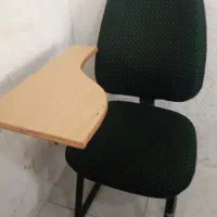 صندلی راحتی  و عالی آموزشگاه