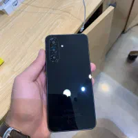 سامسونگ A26 5g در جعبه بازشده