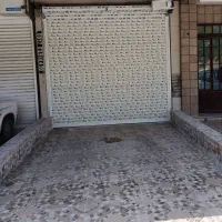مغازه فروشی