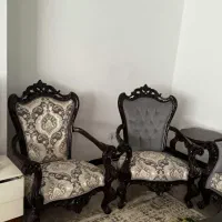مبلمان کلاسیک چوب گردو و بسیار شیک و نو