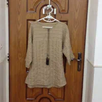 گلدان با گل مصنوعی