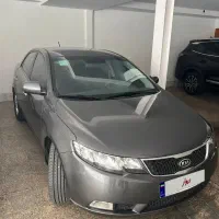 سراتو ۱۳۹۵ بدون رنگ