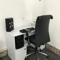 میز و صندلی