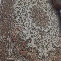 فرش ۱۲ متری ۷۰۰ شانه در حد نو