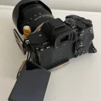 دوربین سونی a7iv در حد با باتری شارژر و مموری