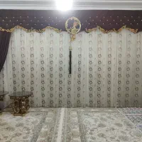 پرده سالم و تمیز با تموم وسایلش