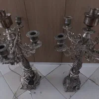 اینه ومیز وشمعدان