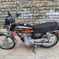 موتورسیکلت ۱۲۵ همتاز صفر