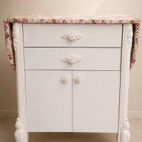 میز اتو کابین دار.میز چرخ خیاطی.دکوری خاص
