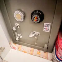 قفل سازی کلیدسازسیار گاوصندوق  سوئیچ خودرو