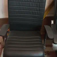 صندلی چرخان جک دار