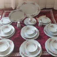 سرویس چینی گلسرخی قدیمی کمیاب