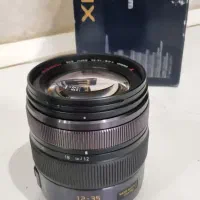 لنز 35-12 LUMIX با F2.8 در حد آکبند