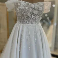 لباس عروس نو فقط ۱۰تومن به علت جا به جایی