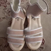 صندل دخترانه