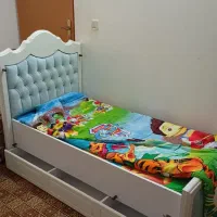 تخت کودک مناسب ۱تا ۱۲سال با تشک و ملافه