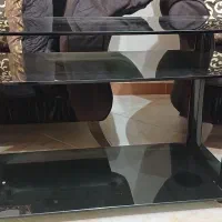 میز تلویزیون شیشه ای