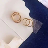 دو جفت گوشواره هردو یک گرم و صد و ۶۰