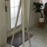 اباژور ایستاده