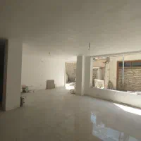 واحد ۱۰۵متری همکف با حیاط اختصاصی