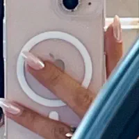 ایفون ۱۳نرمال صورتی