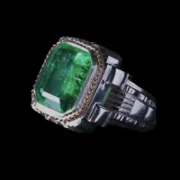 انگشتر جواهر خاص زمرد کلمبیایی با سرتیفیکیت