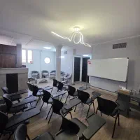 اجاره فضای آموزشی با ظرفیت ۲۰ نفر