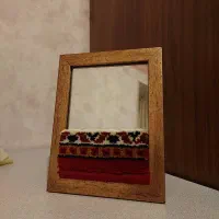 آینه تزئین شده با فرش
