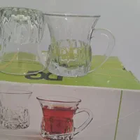 دو دست لیوان چایی خوری